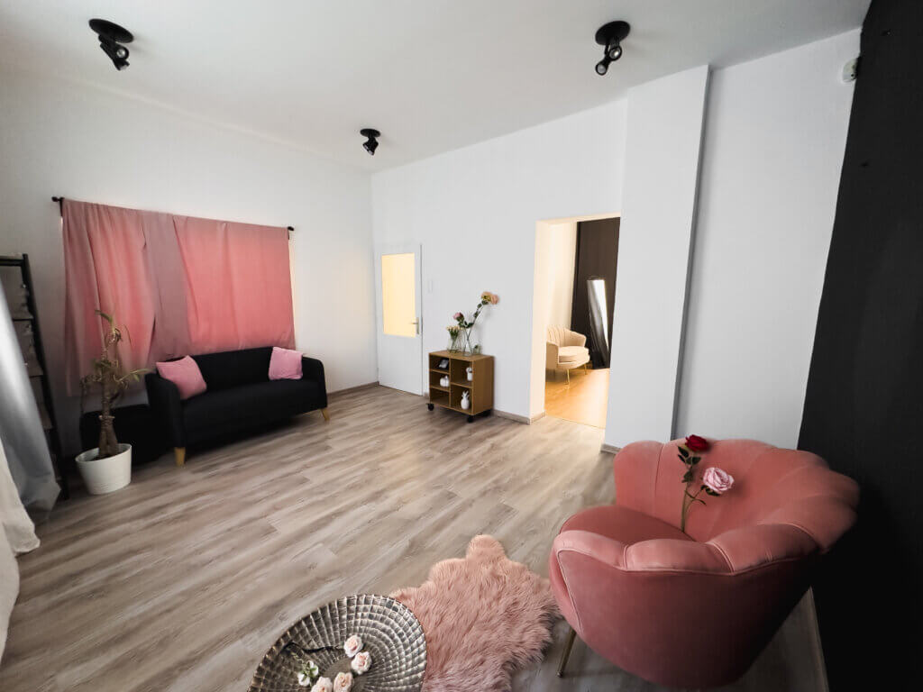 Studio Imperial Majestic_03